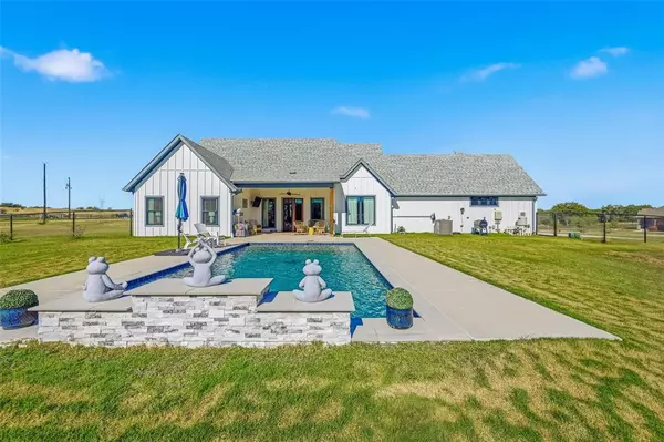 Alvord, TX 76225,350 Rolling Ranch Boulevard