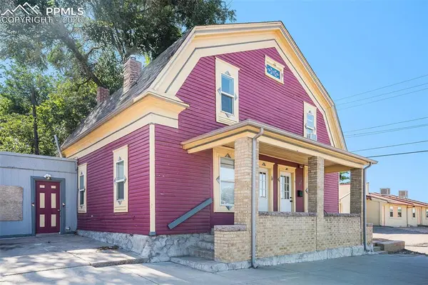 624-626 W 11th ST, Pueblo, CO 81003