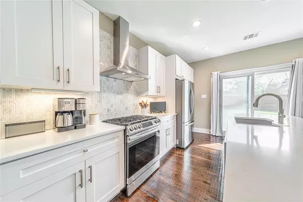 Dallas, TX 75209,7214 Kenwell