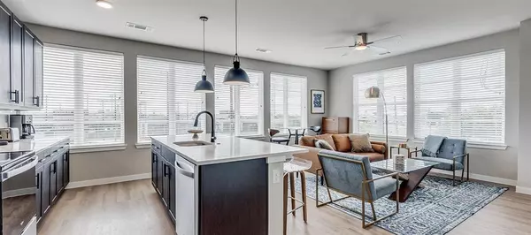 Dallas, TX 75226,3900 Commerce Street #507