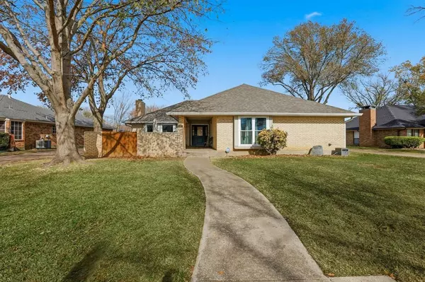 Mansfield, TX 76063,1105 Meadow Crest Lane
