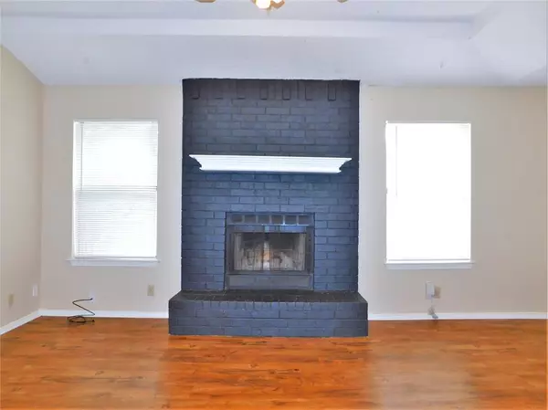 Denton, TX 76201,2212 Bolivar Street