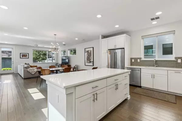 Dallas, TX 75206,5424 Anita Street