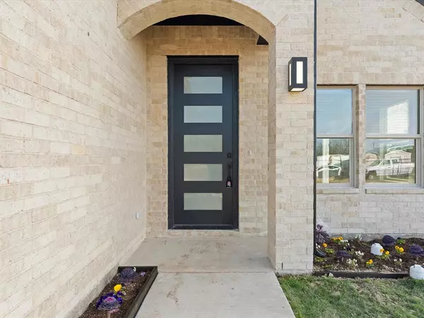 West Tawakoni, TX 75474,116 Kirk Lane