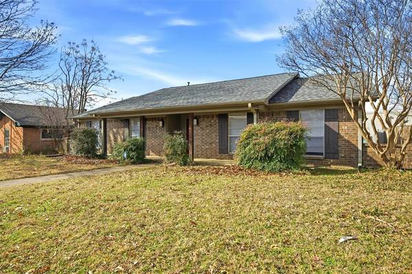 2606 Bennett Avenue, Sherman, TX 75090