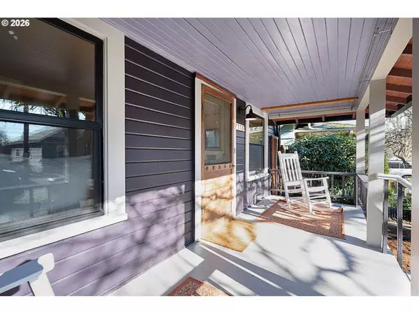 Portland, OR 97202,1137 SE LEXINGTON ST