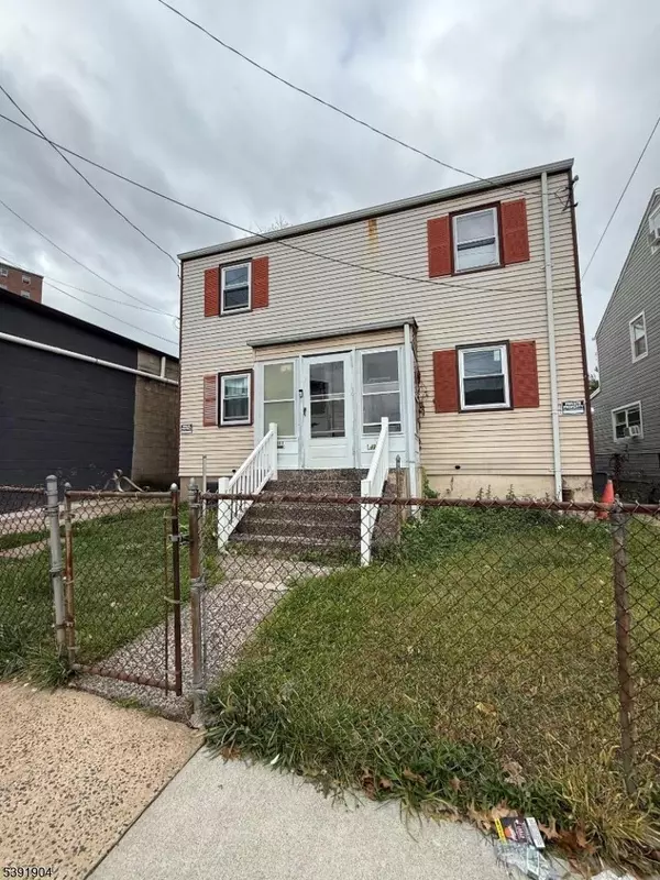 111 Hanford St, Newark City, NJ 07114