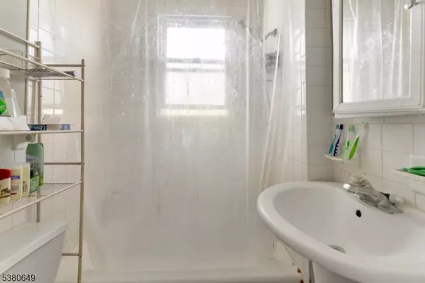 Springfield Twp., NJ 07081,49-51 Caldwell Pl