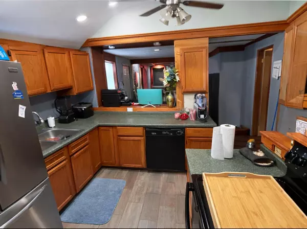 Muskegon, MI 49444,2228 9th ST