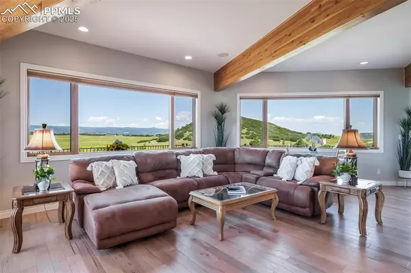 Larkspur, CO 80118,4586 Best RD