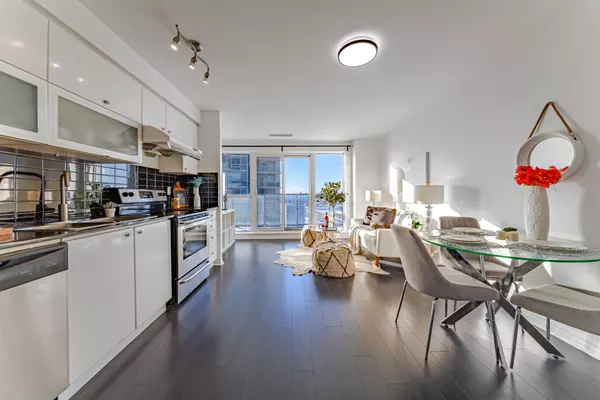 Toronto C15, ON M2J 0B3,2015 Sheppard AVE E #2211