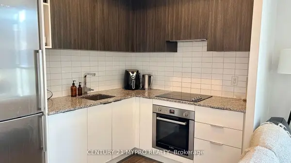 Toronto C08, ON M5A 0N6,120 Parliament ST #305