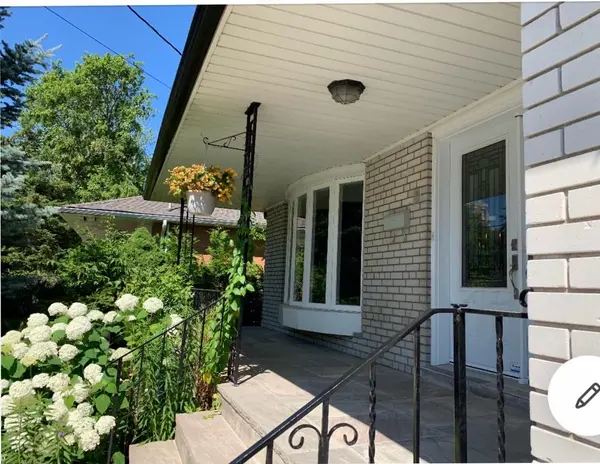 Toronto C15, ON M2K 2H4,55 Tollerton AVE