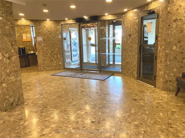 Ajax, ON L1T 3H3,2 Westney RD N #711