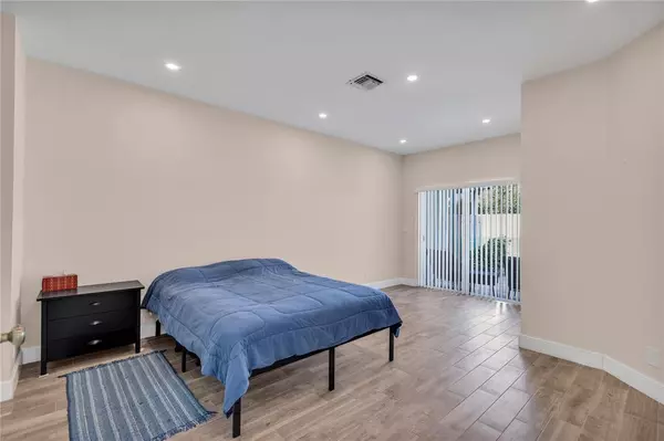 Deerfield Beach, FL 33442,1245 SW 48th Ter