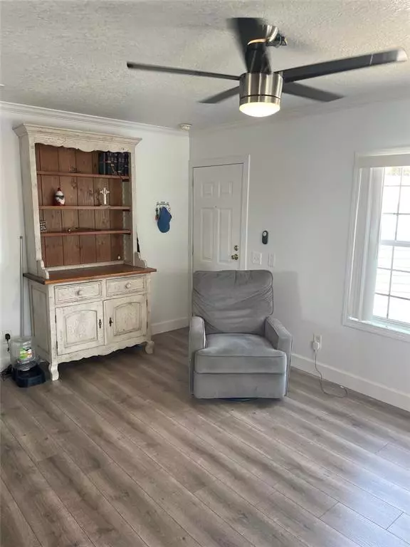 Davie, FL 33324,8581 SW 16th St