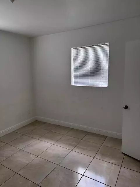 West Park, FL 33023,5902 SW 26th Ter