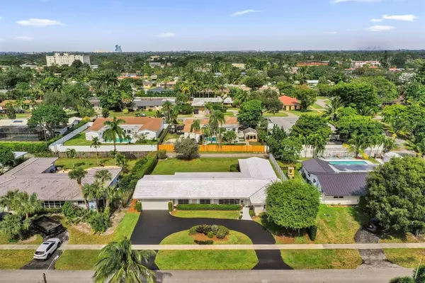 Hollywood, FL 33021,5011 Madison St