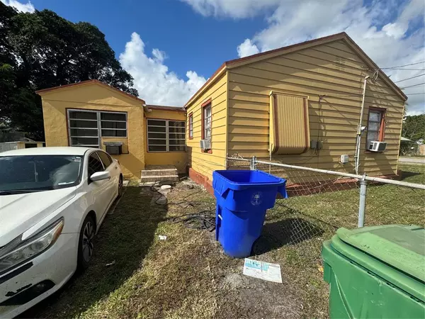 Miami, FL 33142,1300 NW 42nd St