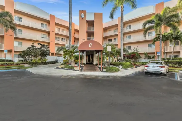 Tamarac, FL 33321,7735 Yardley Dr #201