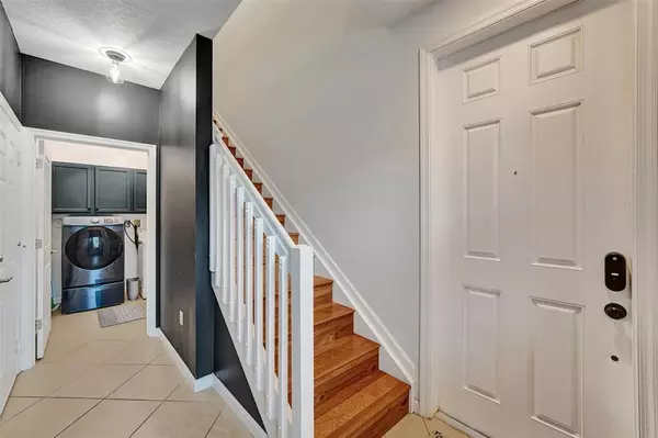 Hollywood, FL 33024,2977 St John Dr #2977