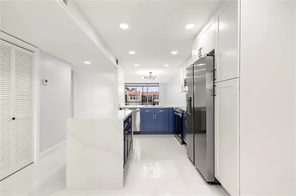 Pompano Beach, FL 33062,777 S Federal Hwy #E303