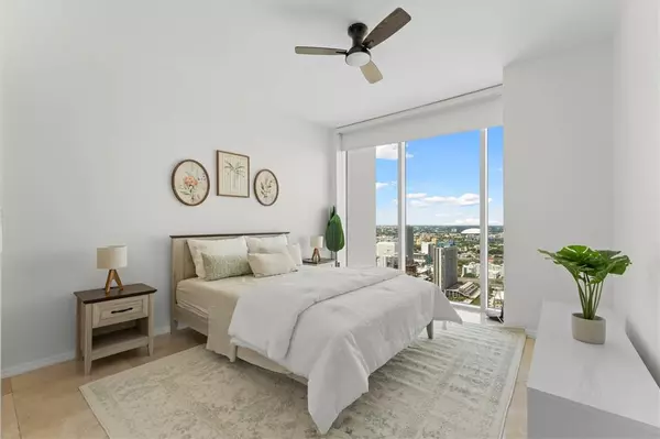 Miami, FL 33132,1040 Biscayne Blvd #3906