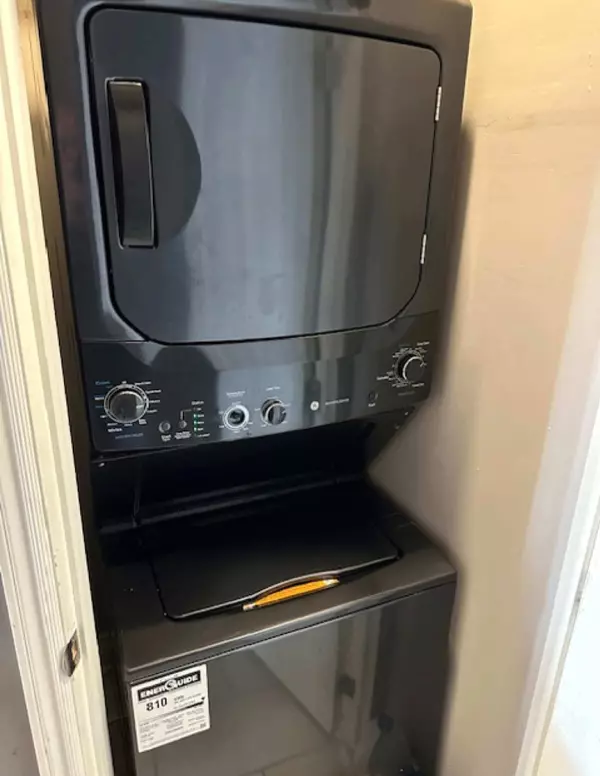 Newmarket, ON L3Y 2R9,1065 Davis DR #7A