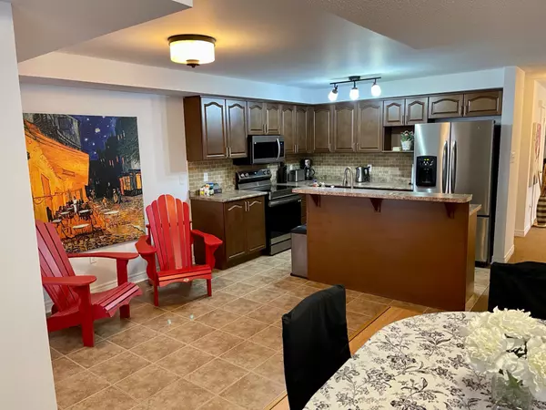 Markham, ON L6B 1E6,2933 Bur Oak AVE #A