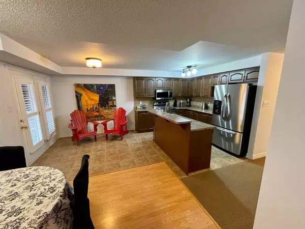 Markham, ON L6B 1E6,2933 Bur Oak AVE #A