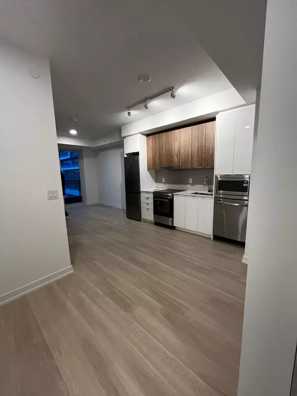 Markham, ON L6E 0W4,9763 Markham RD #A301