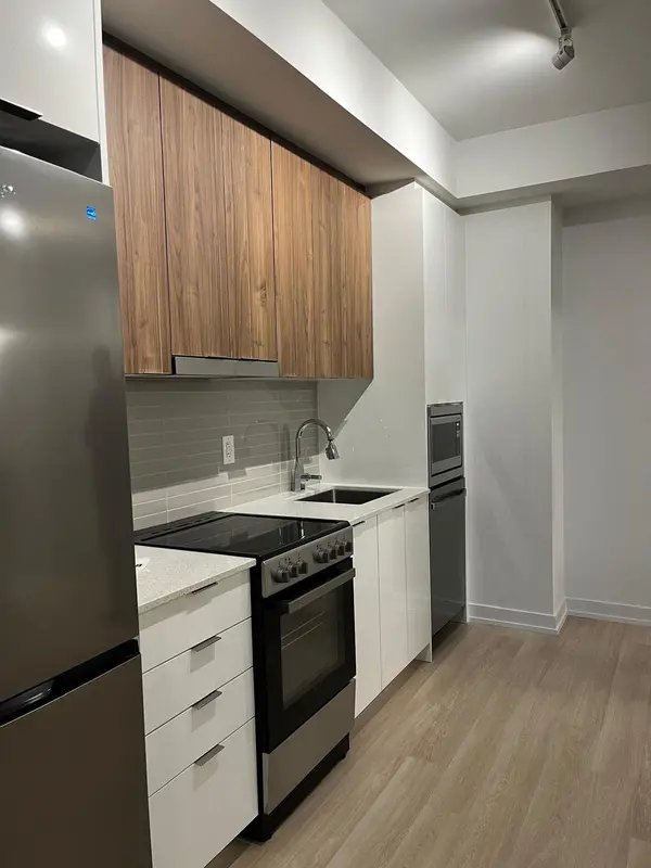 Markham, ON L6E 0W4,9763 Markham RD #A301