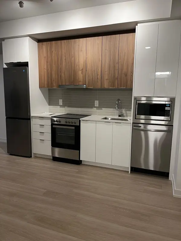 Markham, ON L6E 0W4,9763 Markham RD #A301