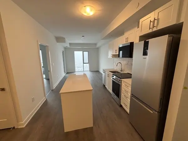 Newmarket, ON L3Y 0J1,705 Davis DR #1201