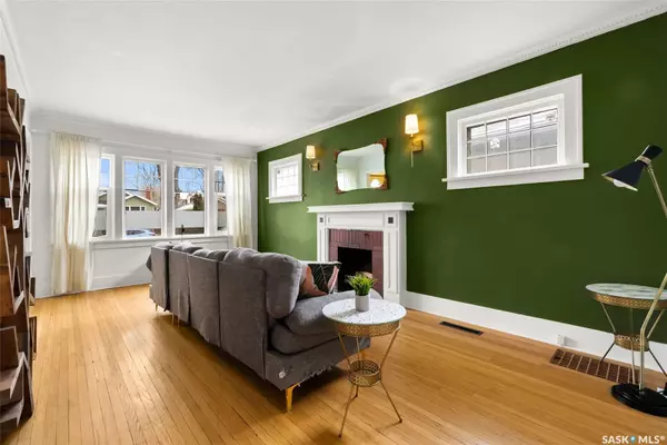 Regina, SK S4T 3P1,2314 Elphinstone STREET