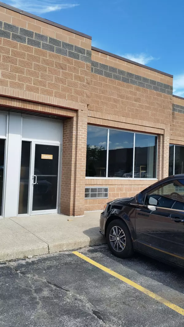 Oakville, ON L6L 6M8,2380 Wyecroft RD #21