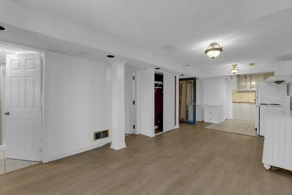 Mississauga, ON L5M 5Z8,5477 Palmerston CRES #BSMT