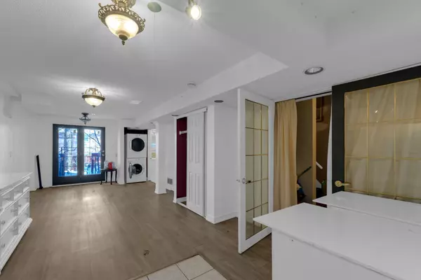 Mississauga, ON L5M 5Z8,5477 Palmerston CRES #BSMT