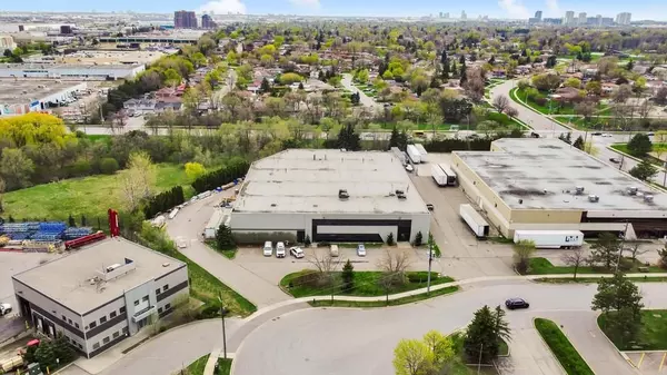 Brampton, ON L6T 5G2,52 Bramwin CT