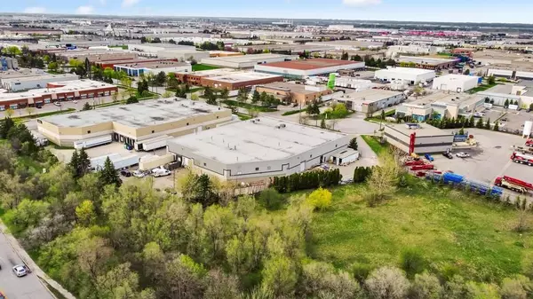 Brampton, ON L6T 5G2,52 Bramwin CT