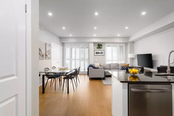 Oakville, ON L6M 1P5,2370 Khalsa Gate #212