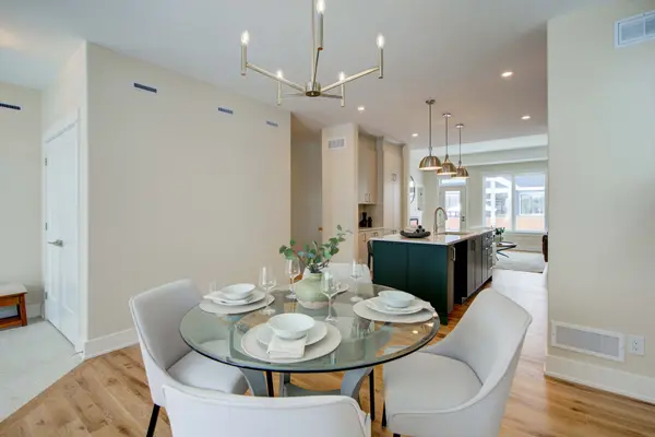 Westport, ON K0G 1X0,122 Shelter Cove DR