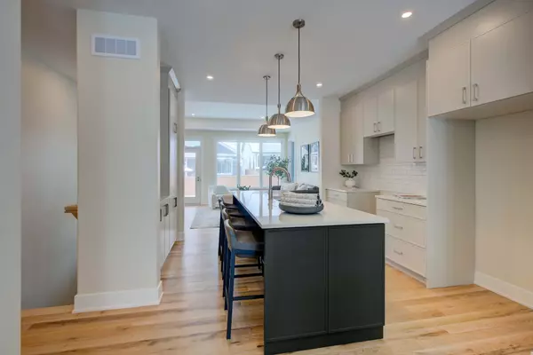 Westport, ON K0G 1X0,122 Shelter Cove DR