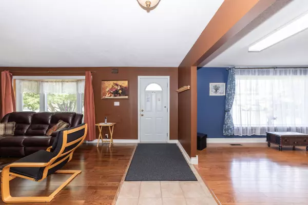 Russell, ON K0A 1W1,832 Notre Dame ST