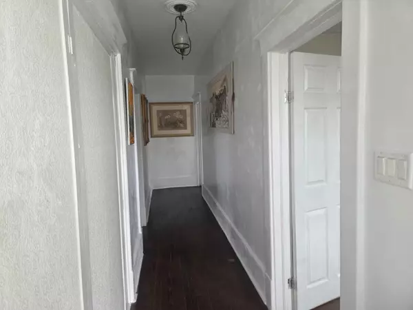 Quinte West, ON K8V 3E2,19 Flindall ST