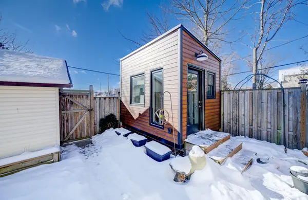 Hamilton, ON L9A 1A6,60 Alpine AVE