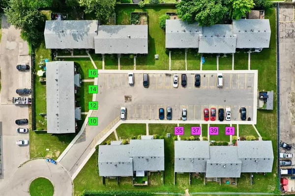 Chatham-kent, ON N7M 1A6,10 Orchard PL