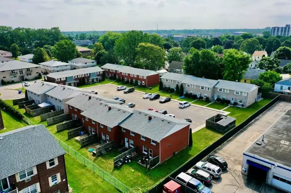 Chatham-kent, ON N7M 1A6,16 Orchard PL