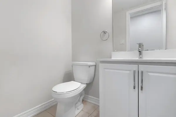 Cambridge, ON N3H 0C9,570 Linden DR