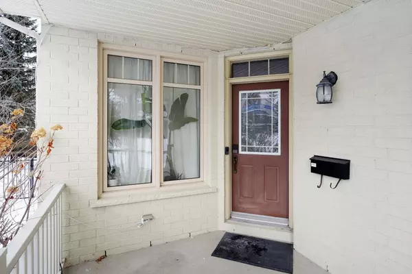 Blossom Park - Airport And Area, ON K1V 1X3,801 Feather Moss WAY